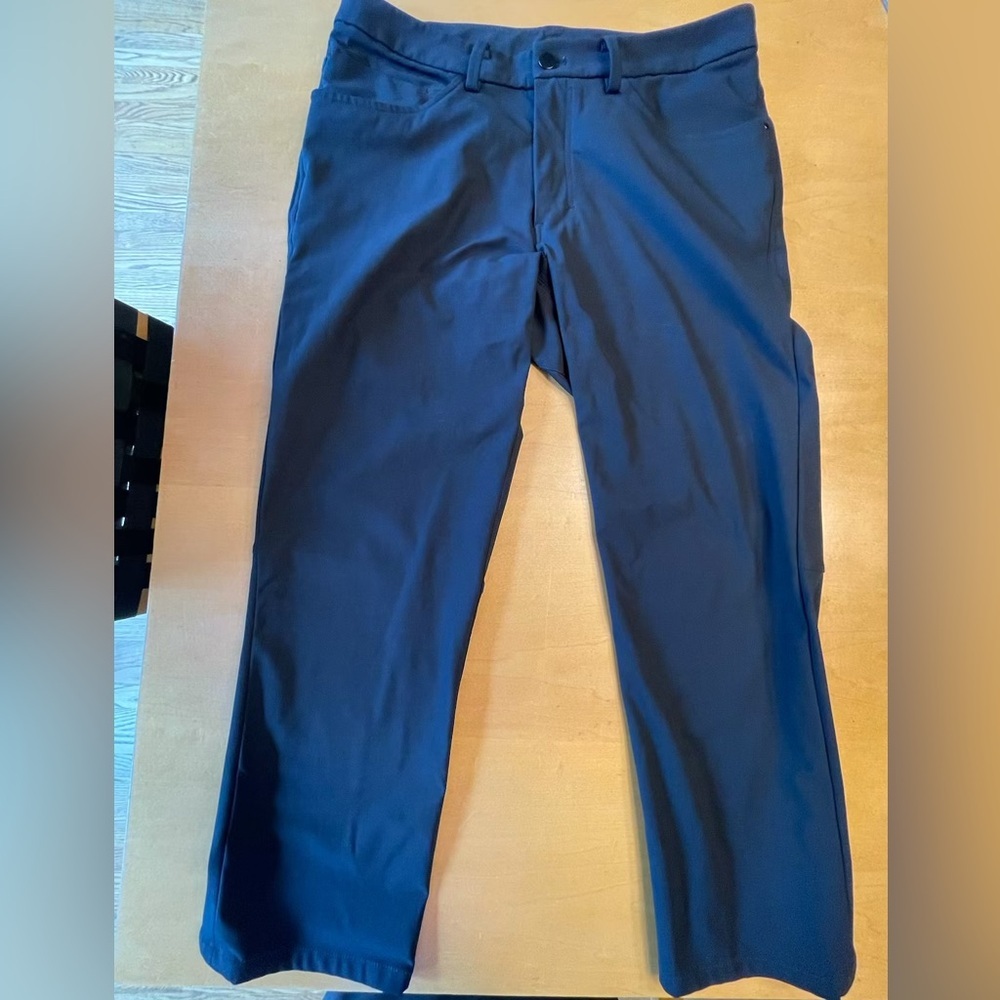 Lululemon men’s navy blue ABC pants waist 32